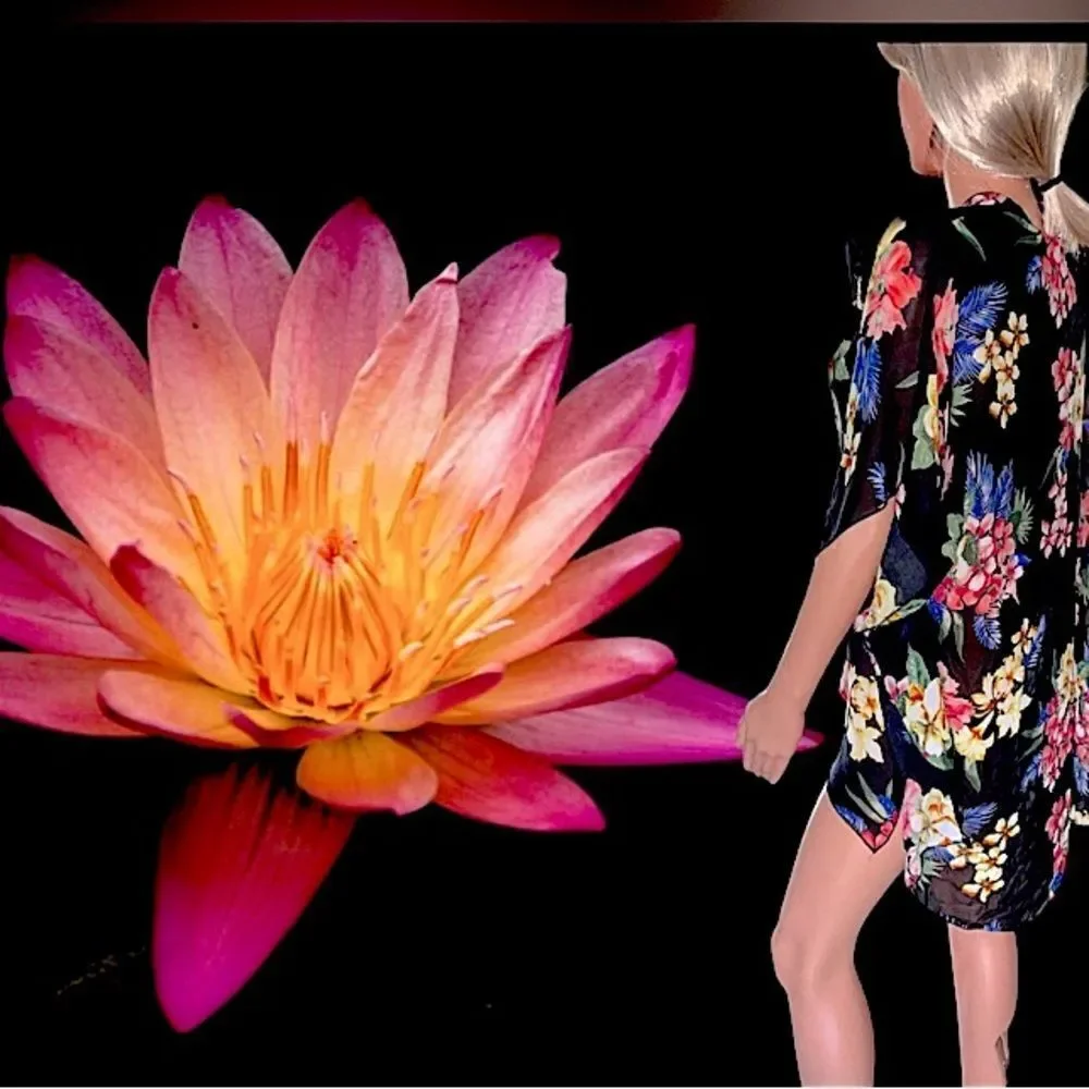 Emory Park l Black floral l Open Kimono l Sheer l Slitted l L l EUC